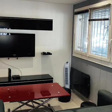 Meuble 27 M² * Nimes